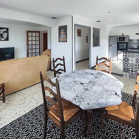 Prázdninový dům Maison Calme Avec Vue Sur Les Collines Environnantes Berlou