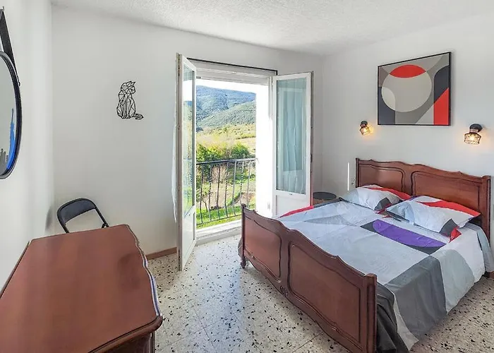 Maison Calme Avec Vue Sur Les Collines Environnantes *